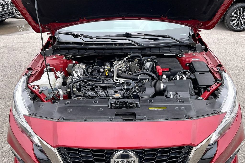 Used 2021 Nissan Altima 2.5 SR w/ SR Premium Package FWD image 12