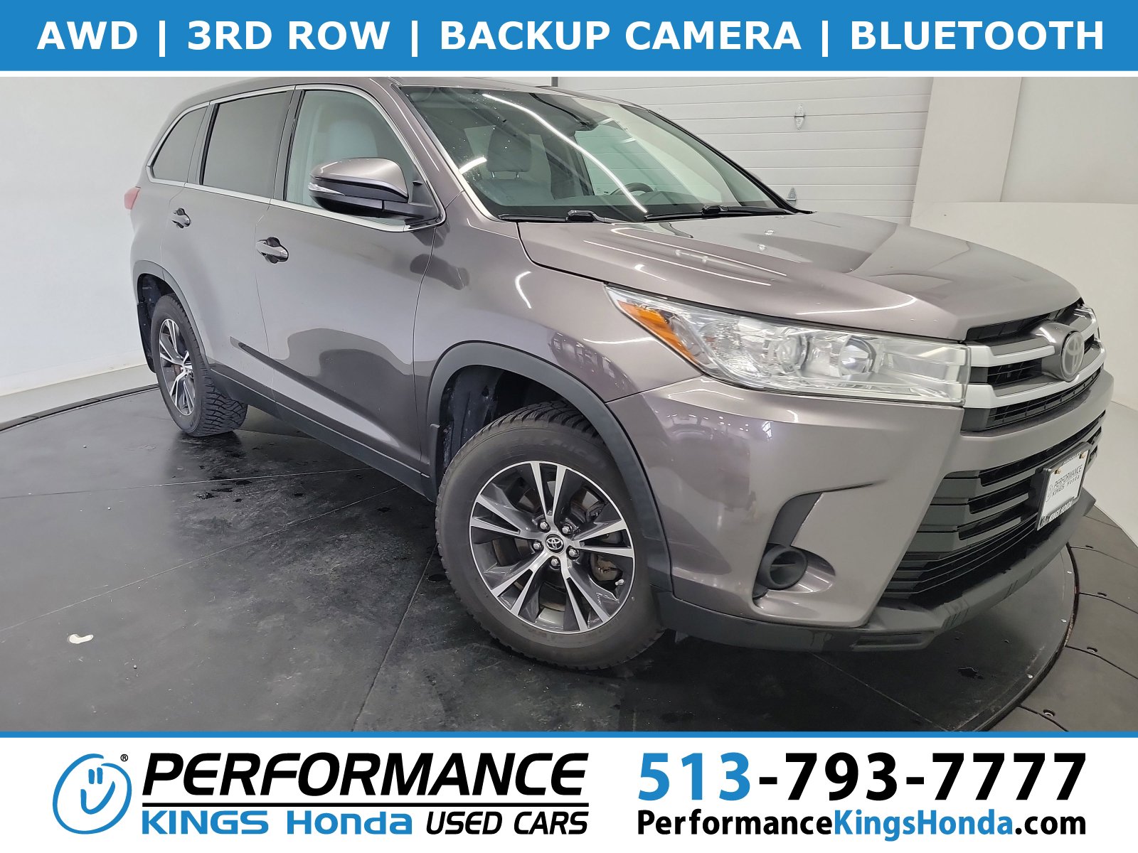 Used 2019 Toyota Highlander LE AWD/4WD image 1