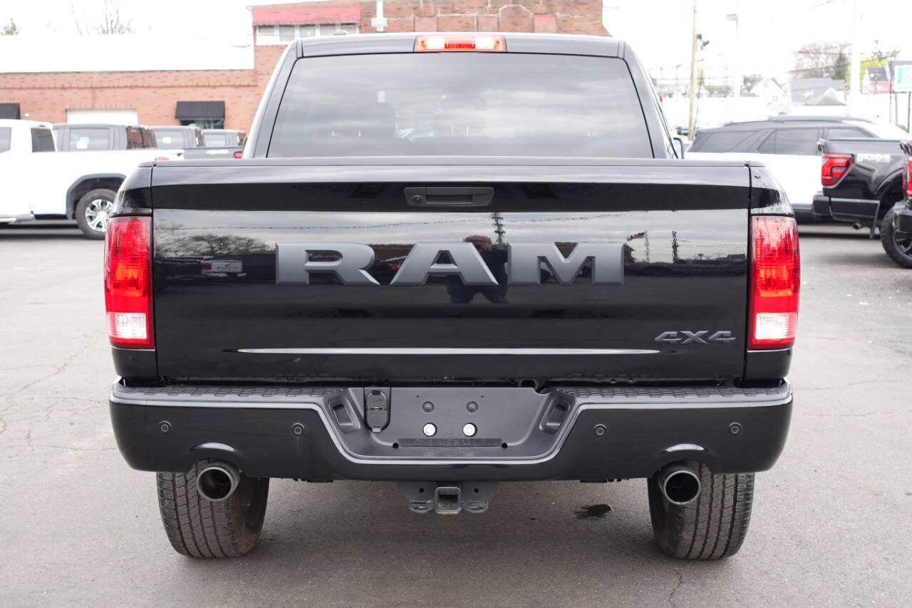 Used 2023 RAM 1500 Express w/ Wheel & Sound Group AWD/4WD image 9