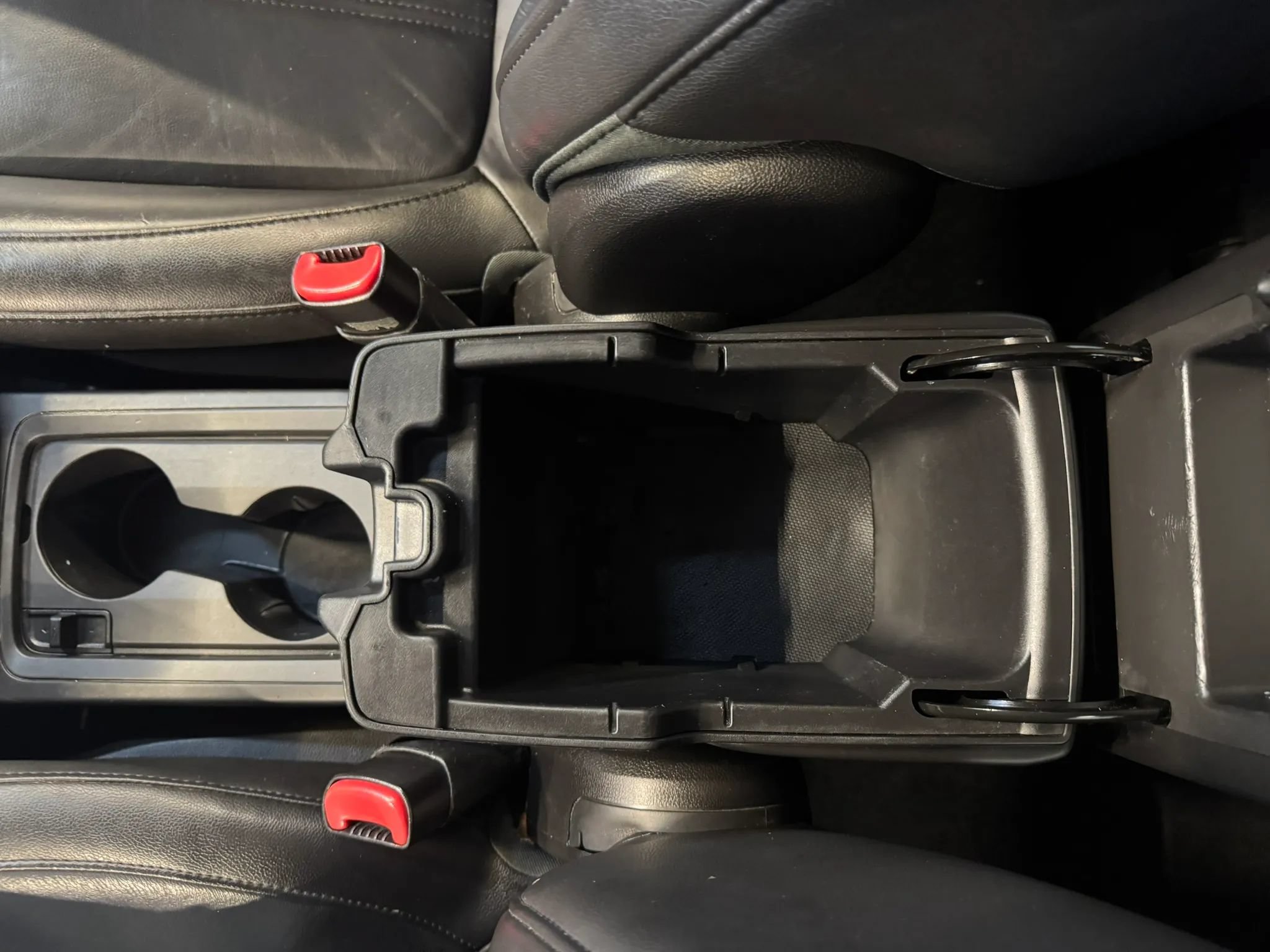 Used 2013 Chevrolet Captiva Sport LTZ FWD image 21