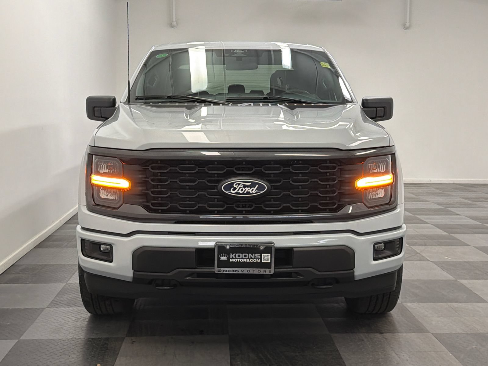 Used 2025 Ford F150 STX w/ Equipment Group 200A AWD/4WD video 3