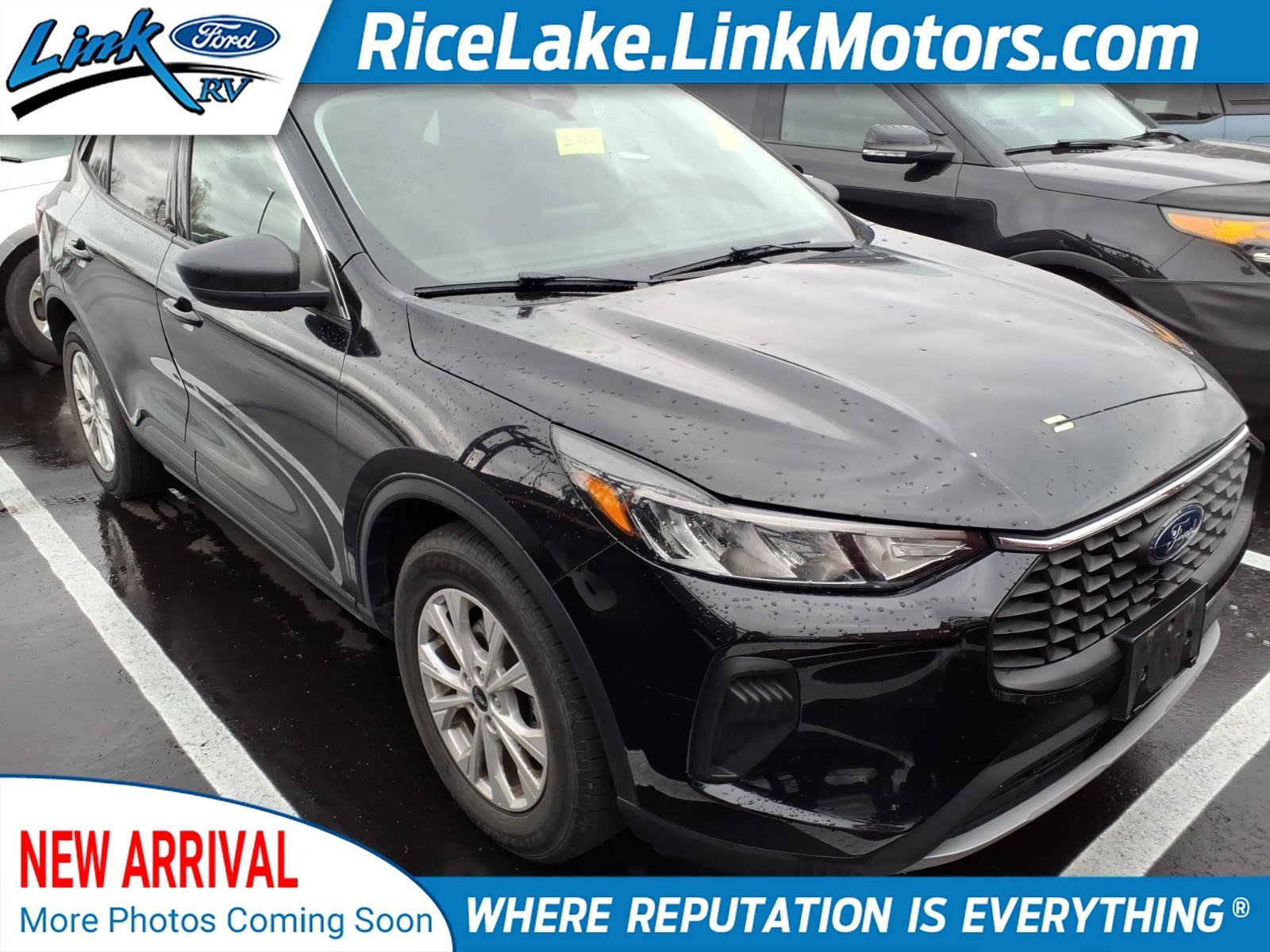 Used 2024 Ford Escape Active FWD image 1