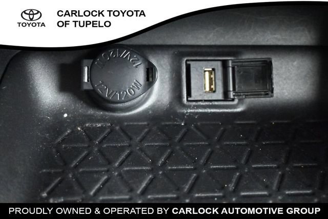 Used 2022 Toyota RAV4 XLE w/ Convenience Package AWD/4WD image 35