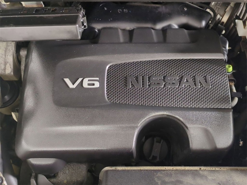 Used 2018 Nissan Pathfinder SV image 26
