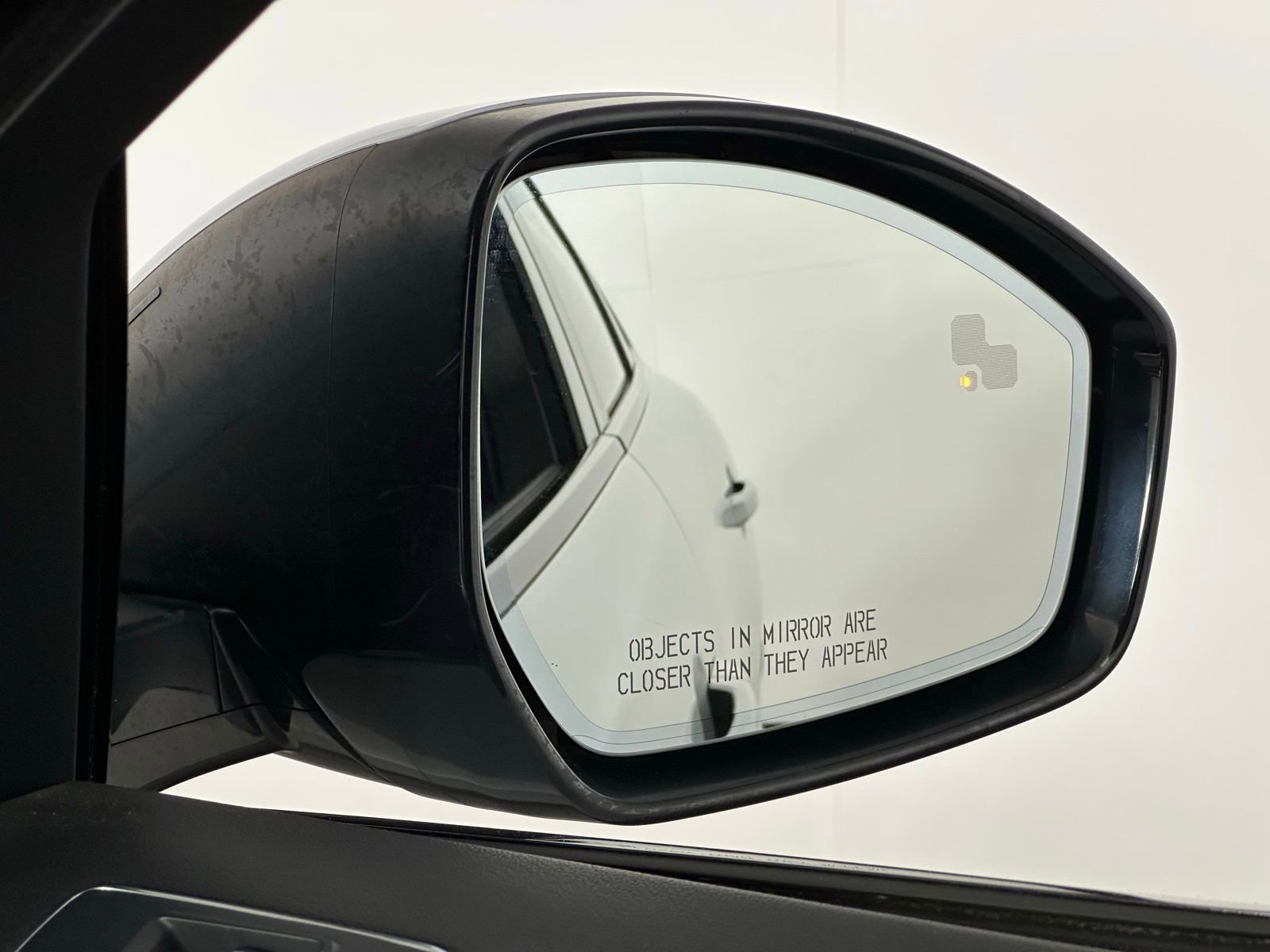 Used 2017 Jaguar F-PACE S image 27