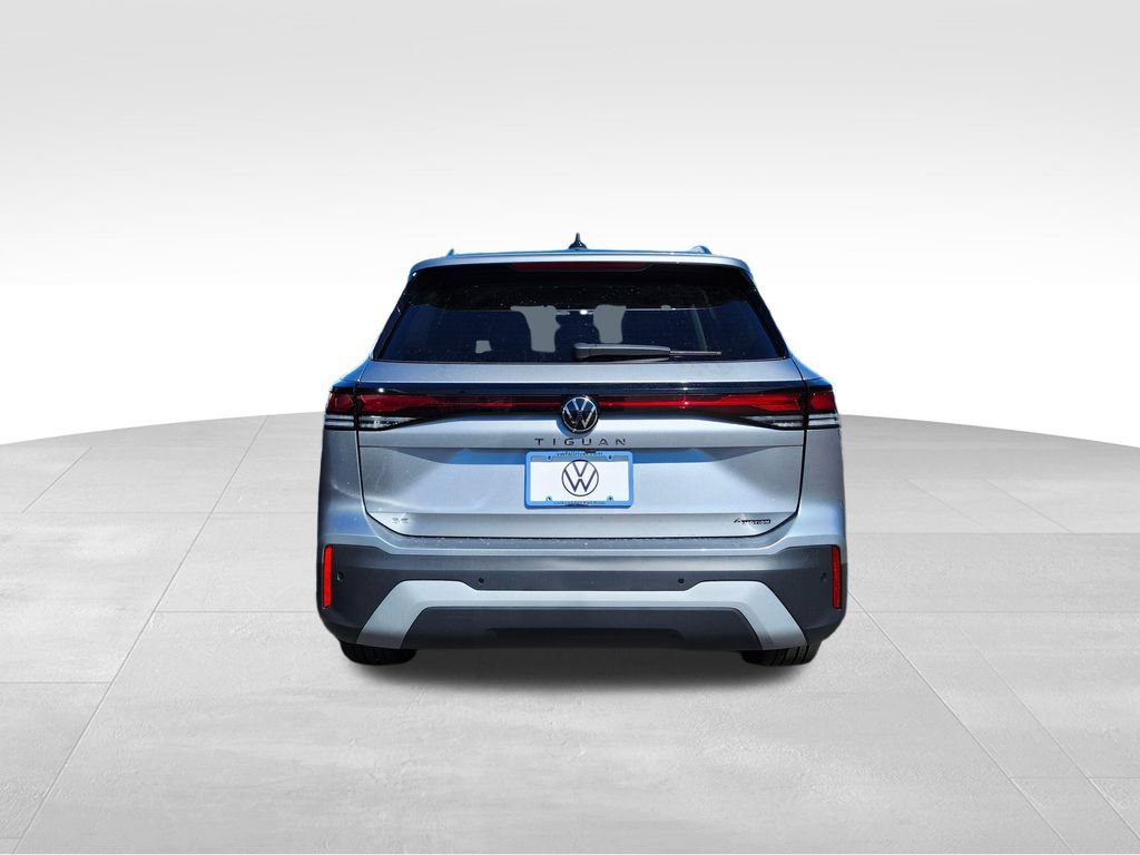 New 2026 Volkswagen Tiguan SE AWD/4WD image 3