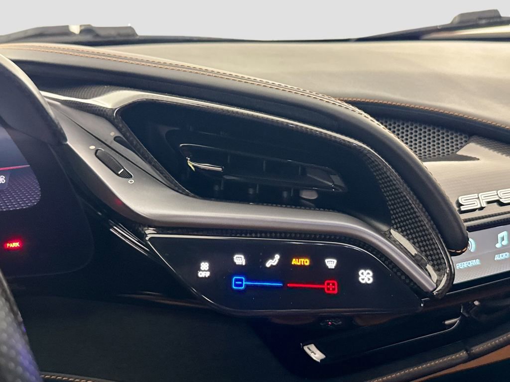 Used 2021 Ferrari SF90 Stradale image 27
