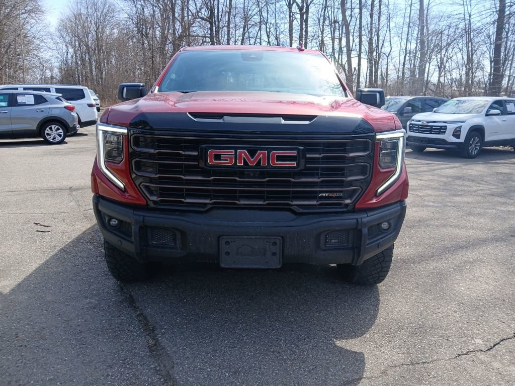 Used 2024 GMC Sierra 1500 AT4X image 2