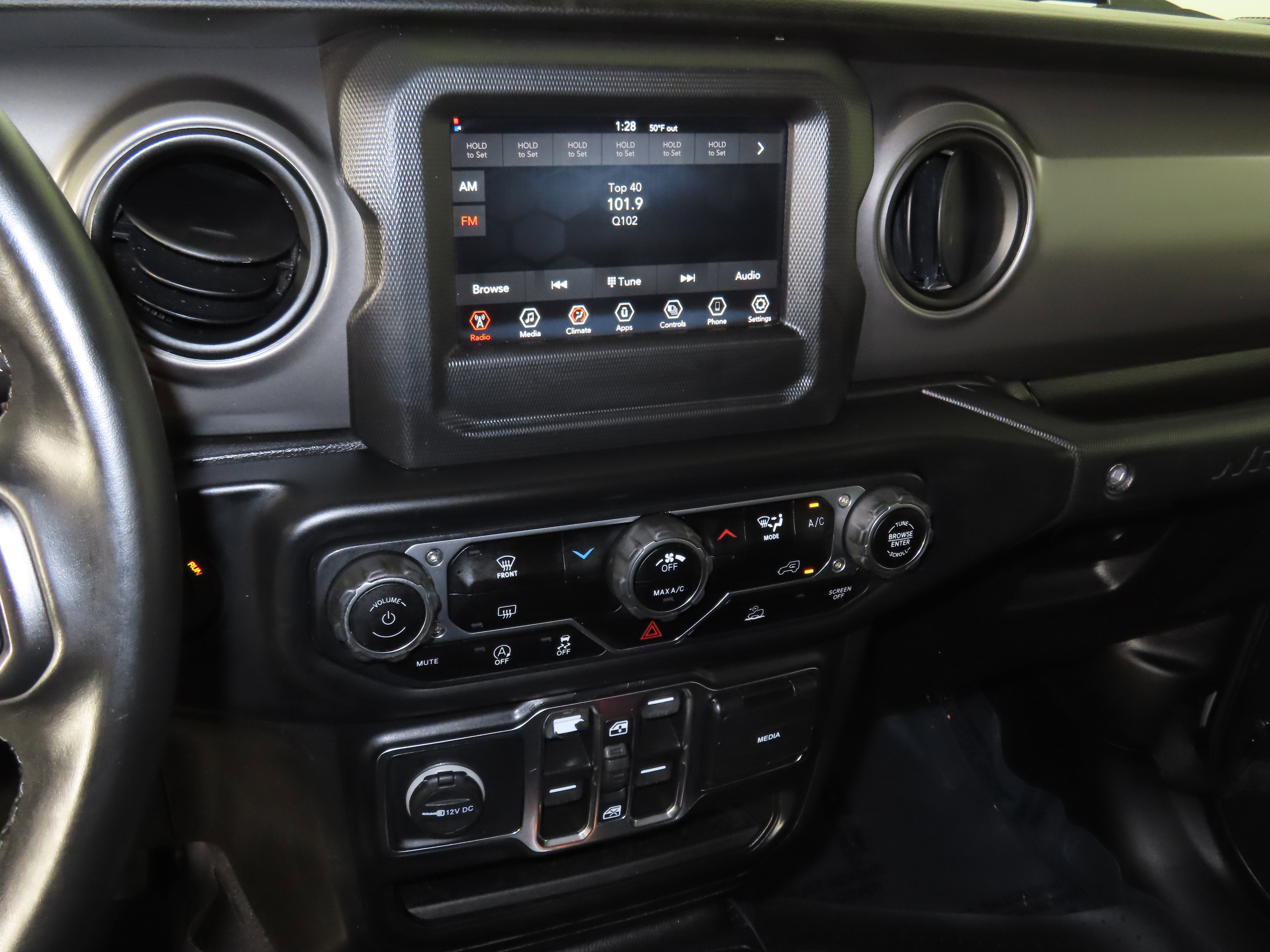 Used 2022 Jeep Wrangler Unlimited Sport image 63