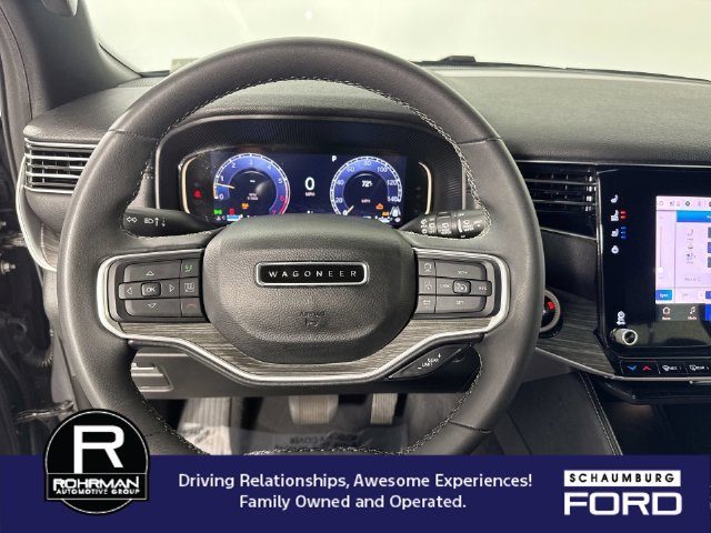 Used 2024 Jeep Wagoneer L Series III w/ Flexible Seating Group AWD/4WD image 11