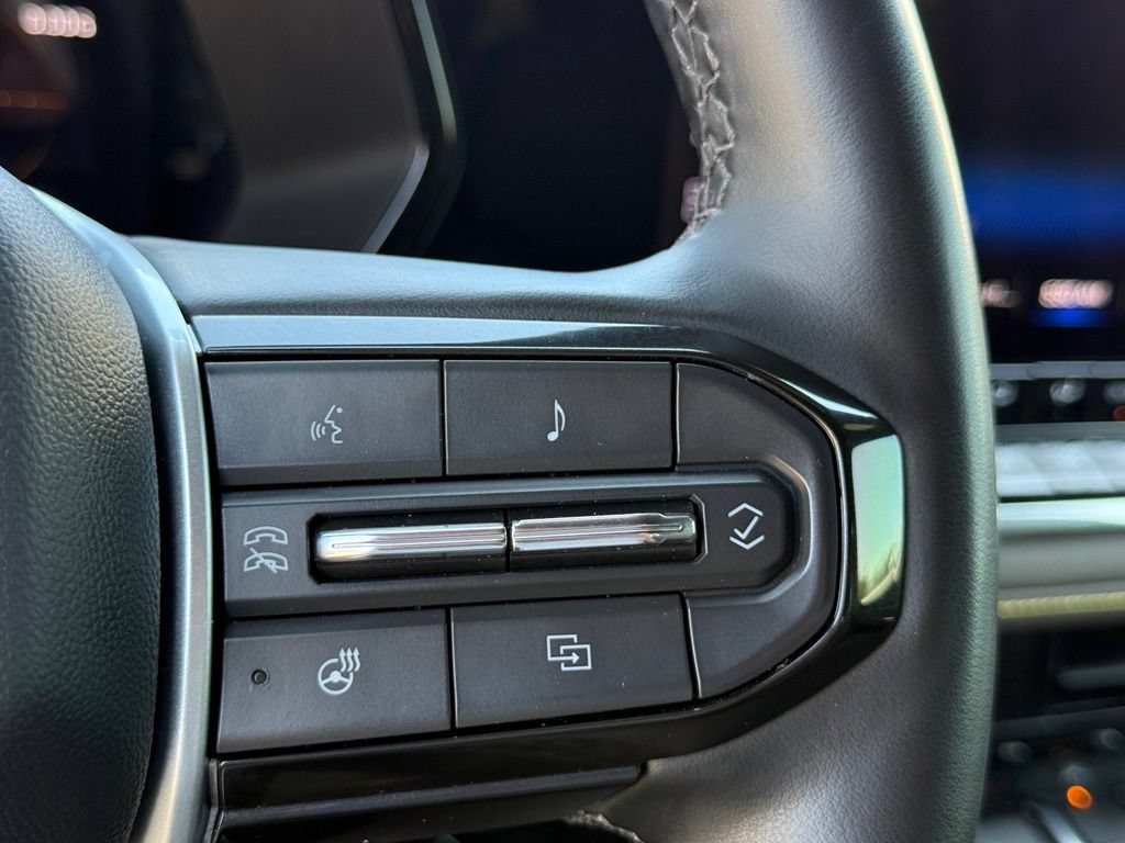 Used 2025 Chevrolet Colorado ZR2 AWD/4WD image 15