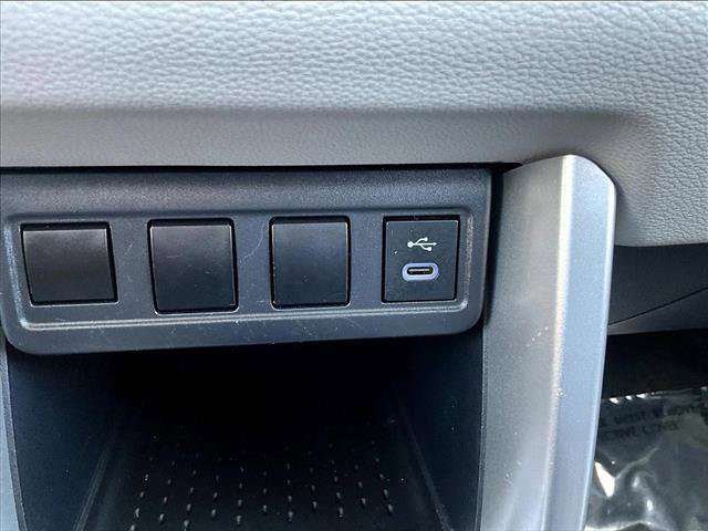 Used 2023 Toyota Corolla Cross L image 26