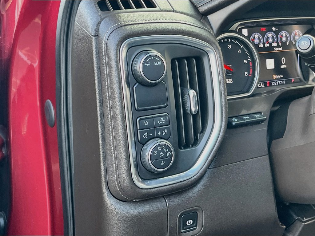 Used 2020 Chevrolet Silverado 1500 LTZ RWD image 10