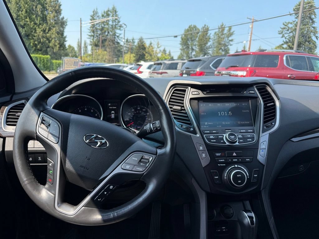 Used 2016 Hyundai Santa Fe Sport 2.0T w/ Option Group 05 AWD/4WD image 23