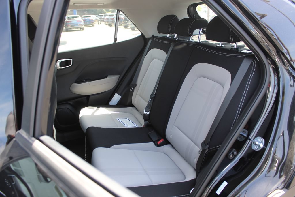 New 2026 Hyundai Venue SEL FWD image 13