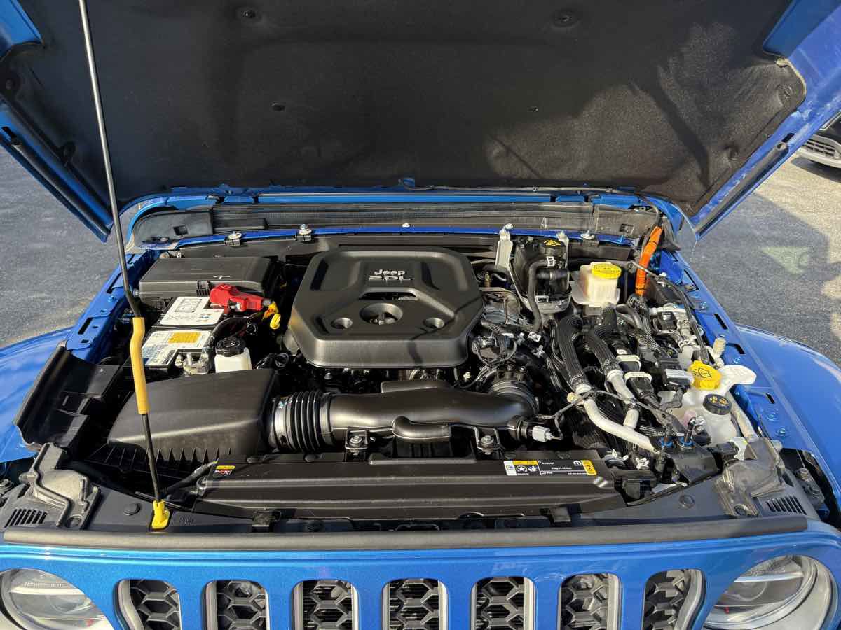 Used 2022 Jeep Wrangler Unlimited Sahara 4xe image 56