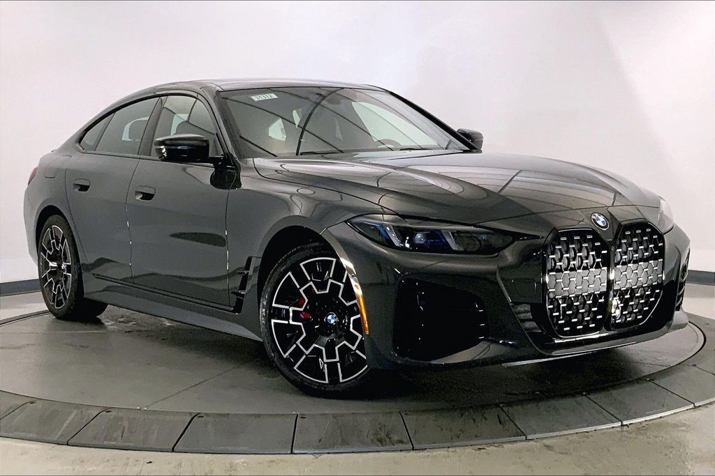 New 2026 BMW 430i xDrive w/ M Sport Package AWD/4WD image 11