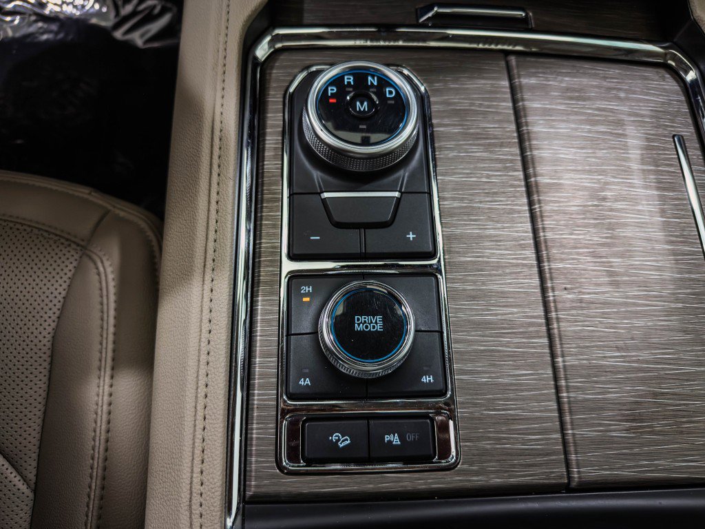 Used 2024 Ford Expedition Max Limited AWD/4WD image 39