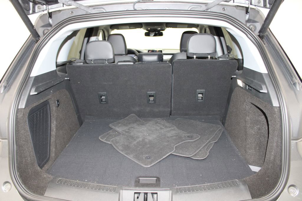 Used 2022 Lincoln Corsair FWD w/ Equipment Group 101A image 13