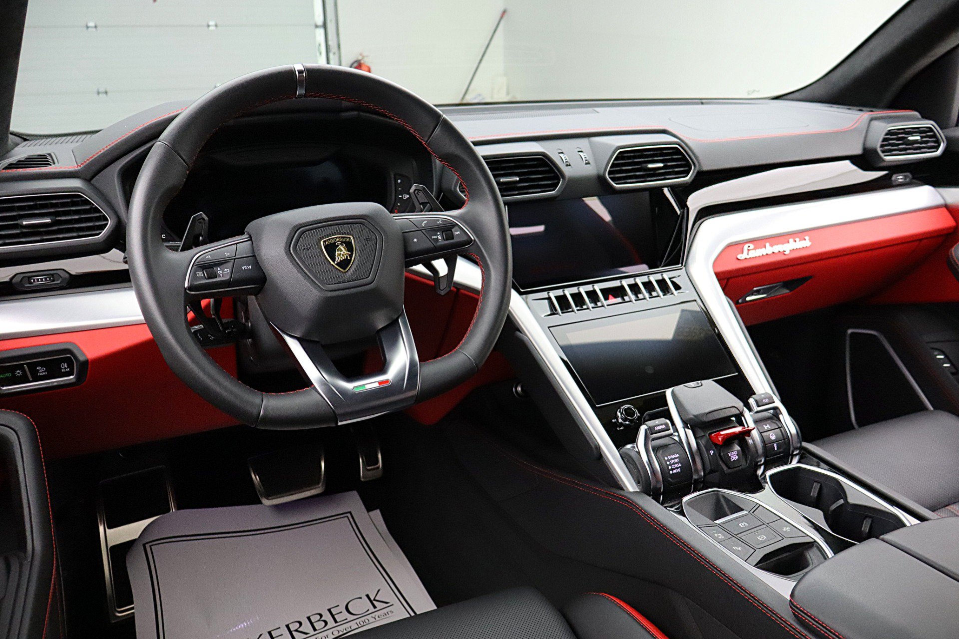 Used 2024 Lamborghini Urus S AWD/4WD image 25