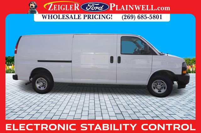 Used 2022 Chevrolet Express 2500 Work Van image 6