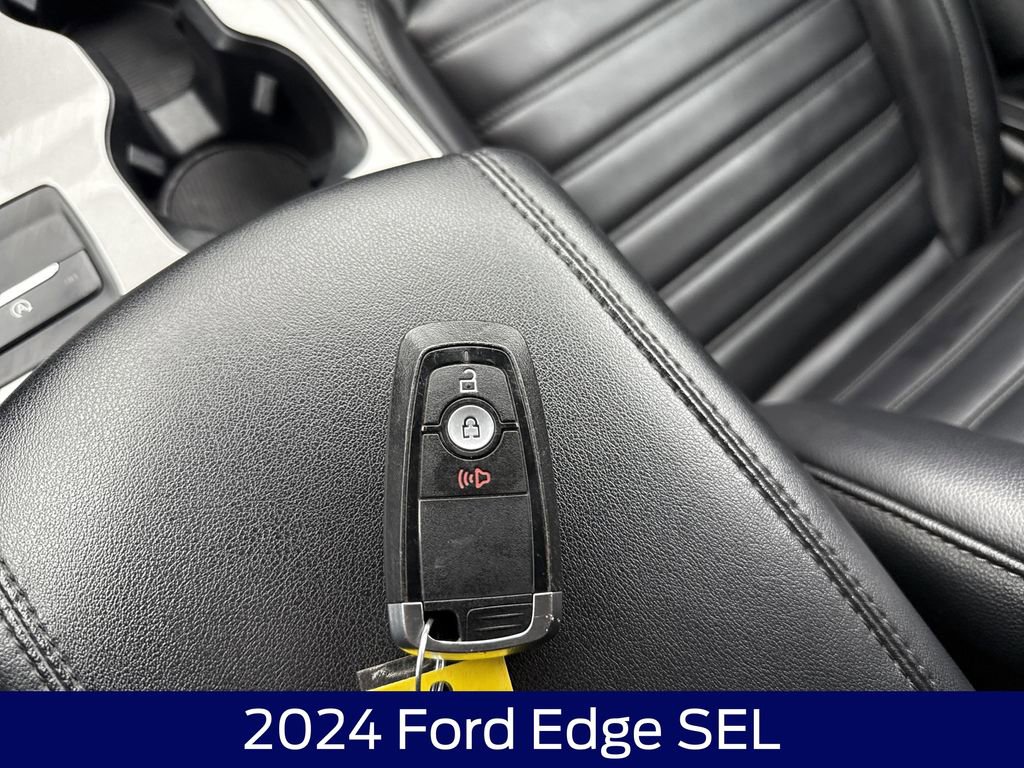 Used 2024 Ford Edge SEL image 27