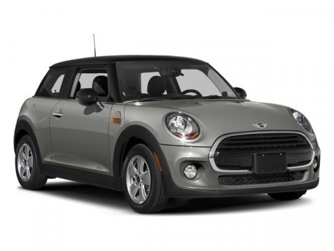 Used 2018 MINI Cooper 2-Door Hardtop image 6
