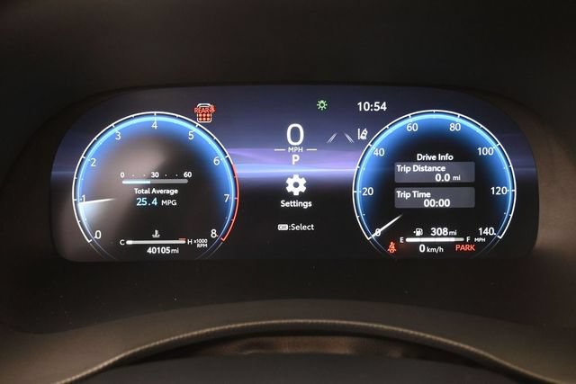 Used 2023 Toyota Highlander Limited FWD image 7