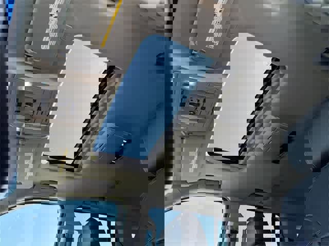 Used 2019 GMC Yukon SLT w/ Open Road Package image 19