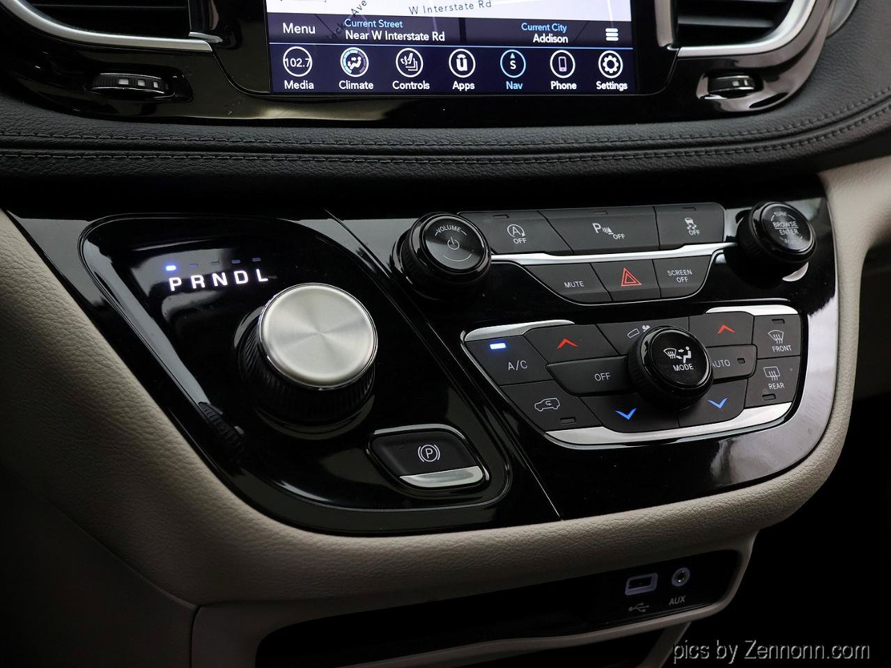 Used 2019 Chrysler Pacifica Limited FWD image 23