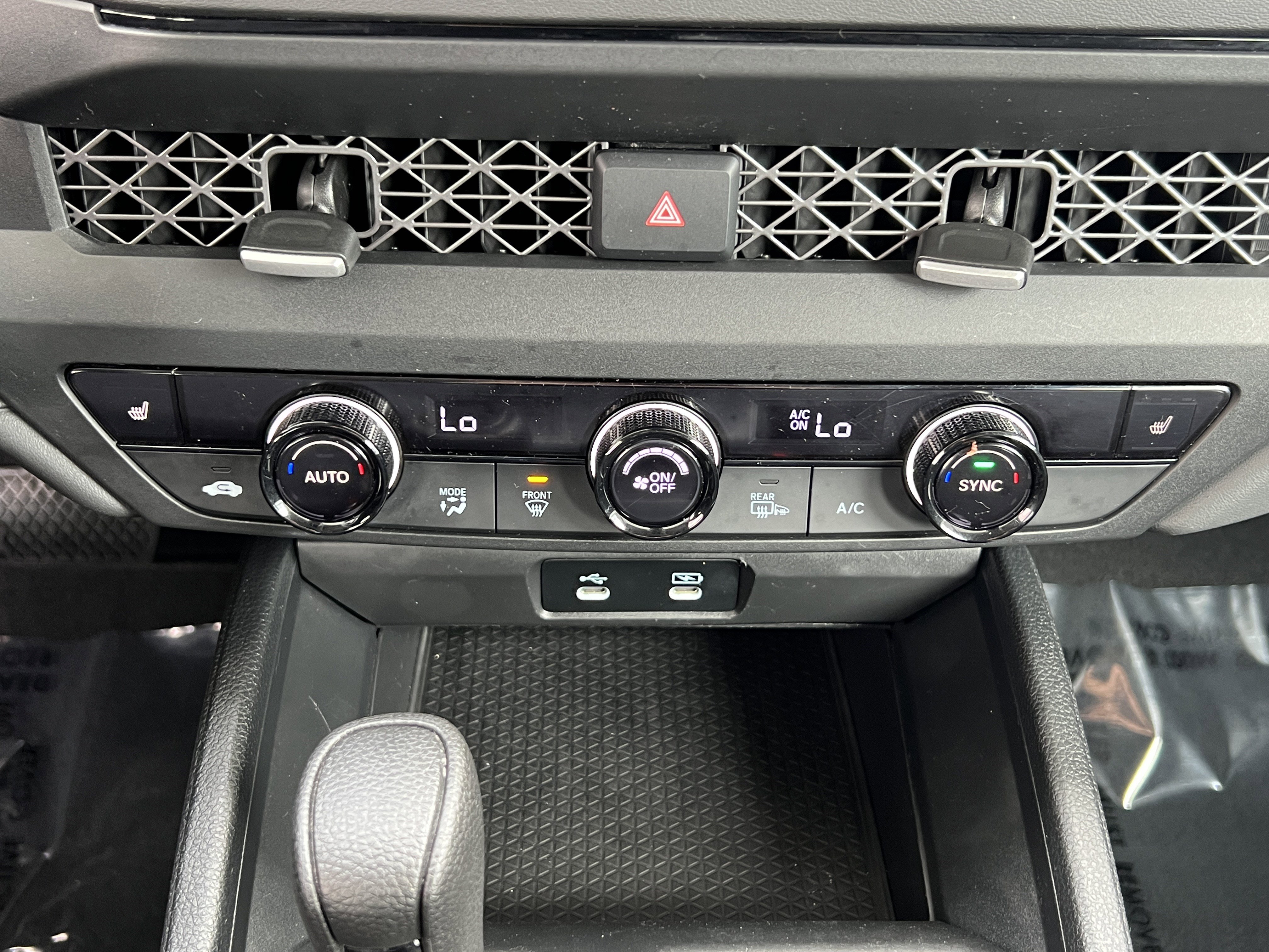 Used 2024 Honda Accord EX image 28