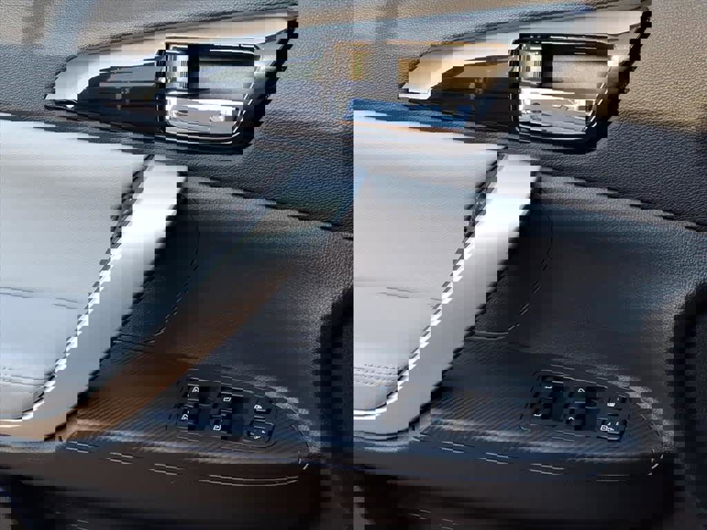 Used 2024 Mitsubishi Eclipse Cross SEL image 21