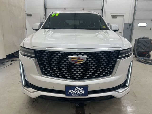Used 2024 Cadillac Escalade Premium Luxury w/ Performance Package AWD/4WD image 2