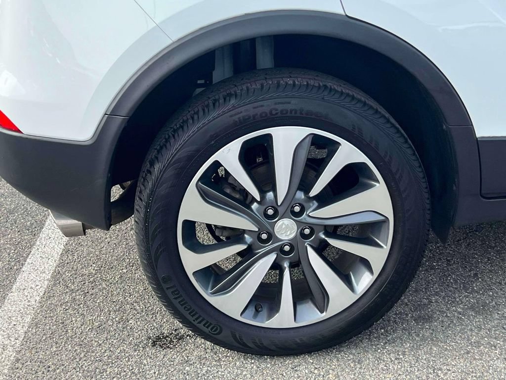 Used 2022 Buick Encore Preferred w/ Safety Package AWD/4WD image 12