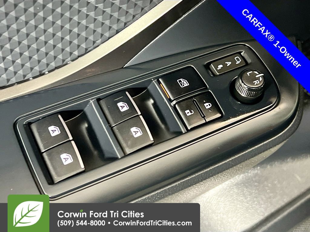 Used 2018 Toyota C-HR XLE image 12