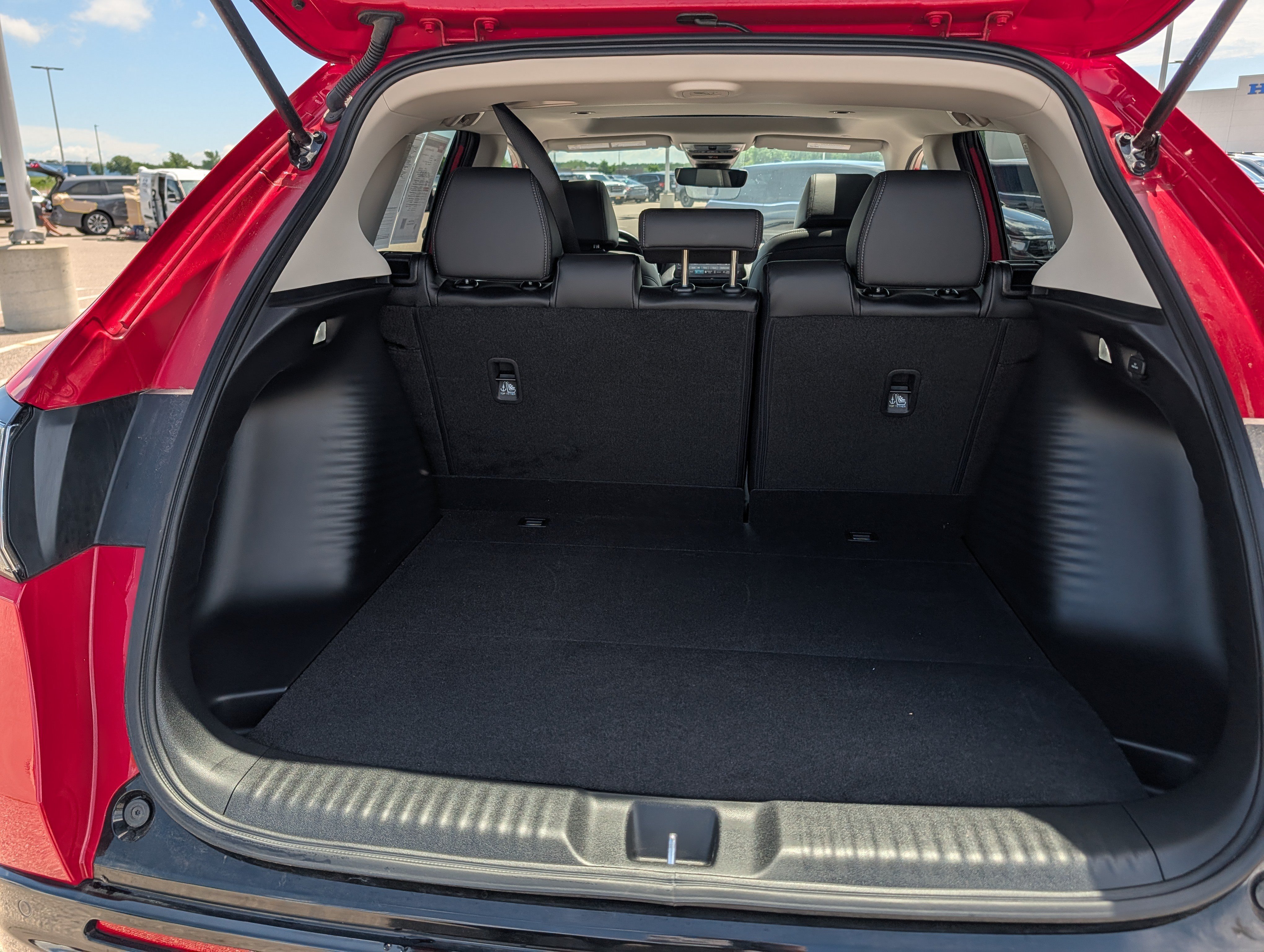 Used 2025 Honda HR-V EX-L image 18