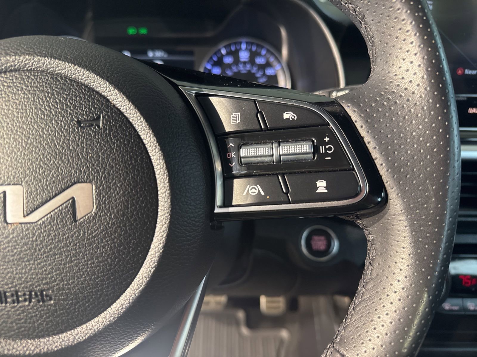 Used 2024 Kia Forte GT-Line w/ GT-Line Premium Package image 24