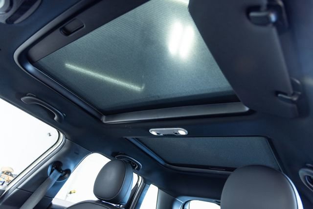 Used 2020 MINI Cooper 4-Door Hardtop image 13