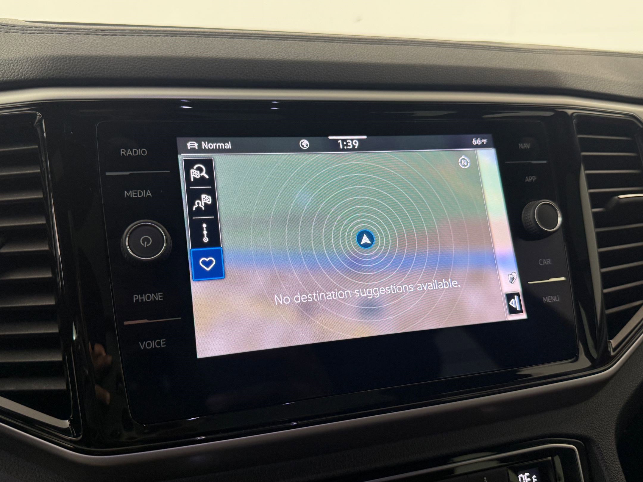 Used 2023 Volkswagen Atlas Cross Sport SEL Premium R-Line image 23