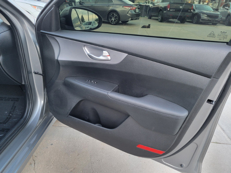 Used 2023 Kia Forte LXS FWD image 23
