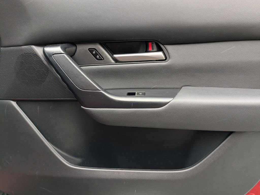 Used 2025 MAZDA CX-50 AWD 2.5 S w/ Premium Package image 31