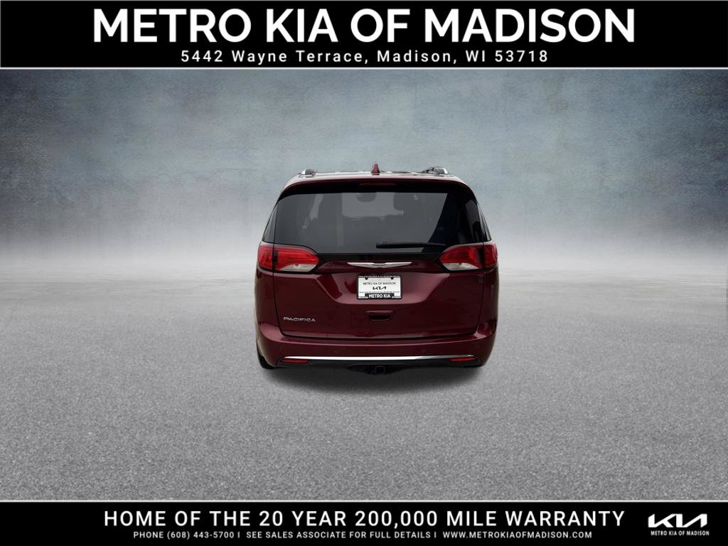 Used 2019 Chrysler Pacifica Touring-L Plus FWD image 5