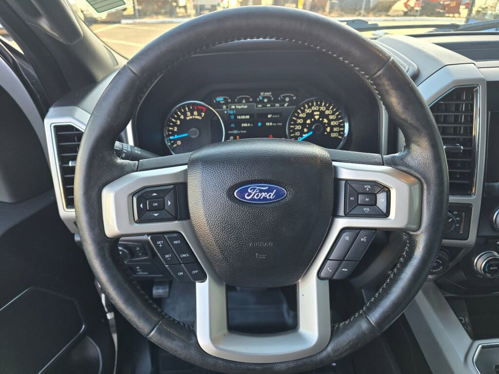 Used 2017 Ford F150 Lariat w/ Equipment Group 502A Luxury image 28