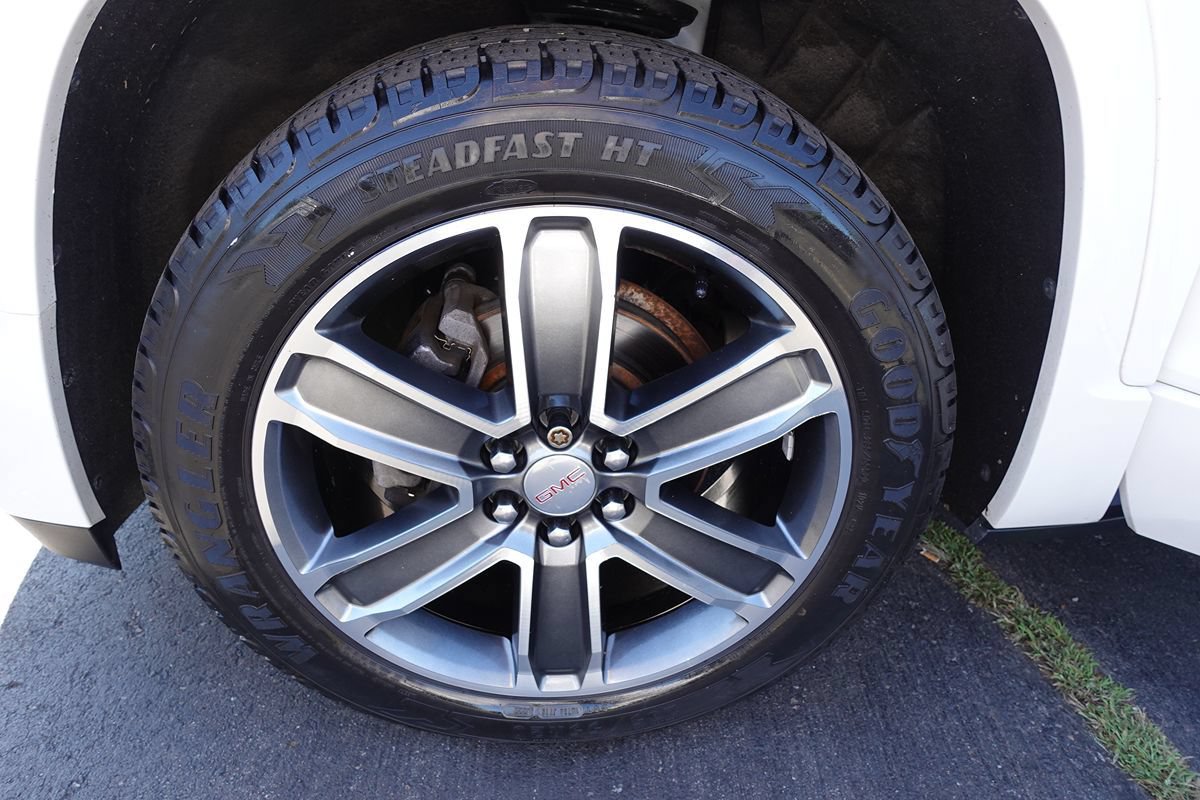 Used 2019 GMC Acadia Denali w/ Technology Package FWD image 61
