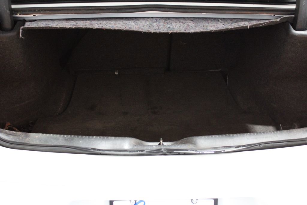 Used 2019 Chrysler 300 S image 16