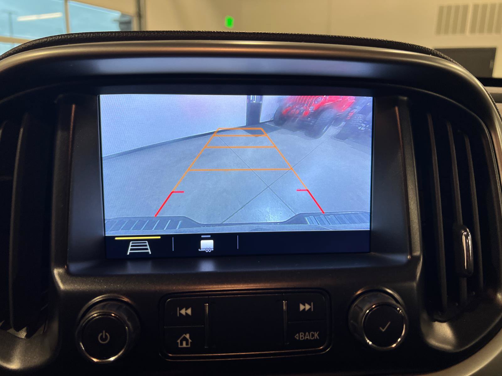 Used 2020 Chevrolet Colorado ZR2 AWD/4WD image 18