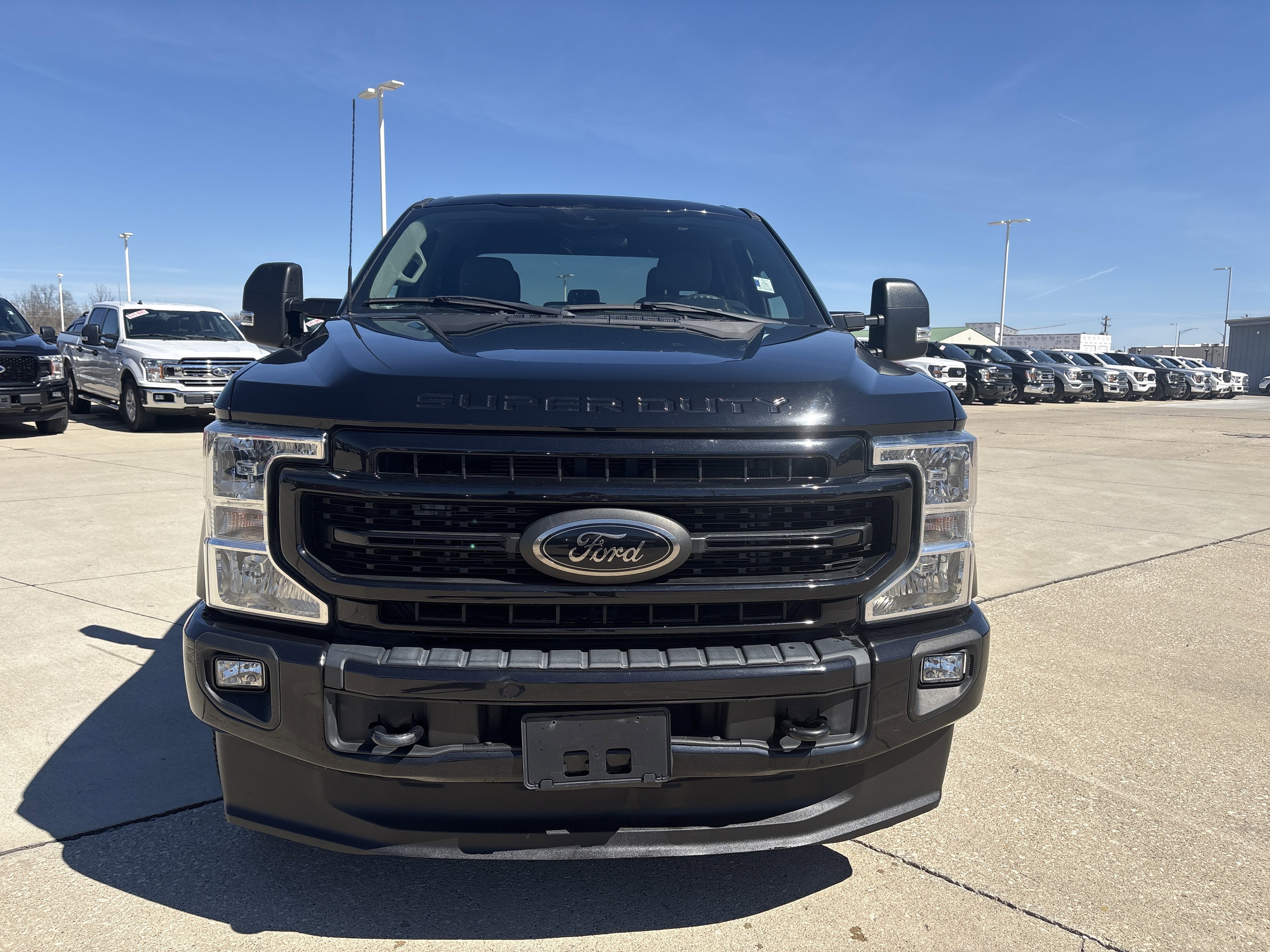 Used 2022 Ford F250 XLT w/ Black Appearance Package image 2