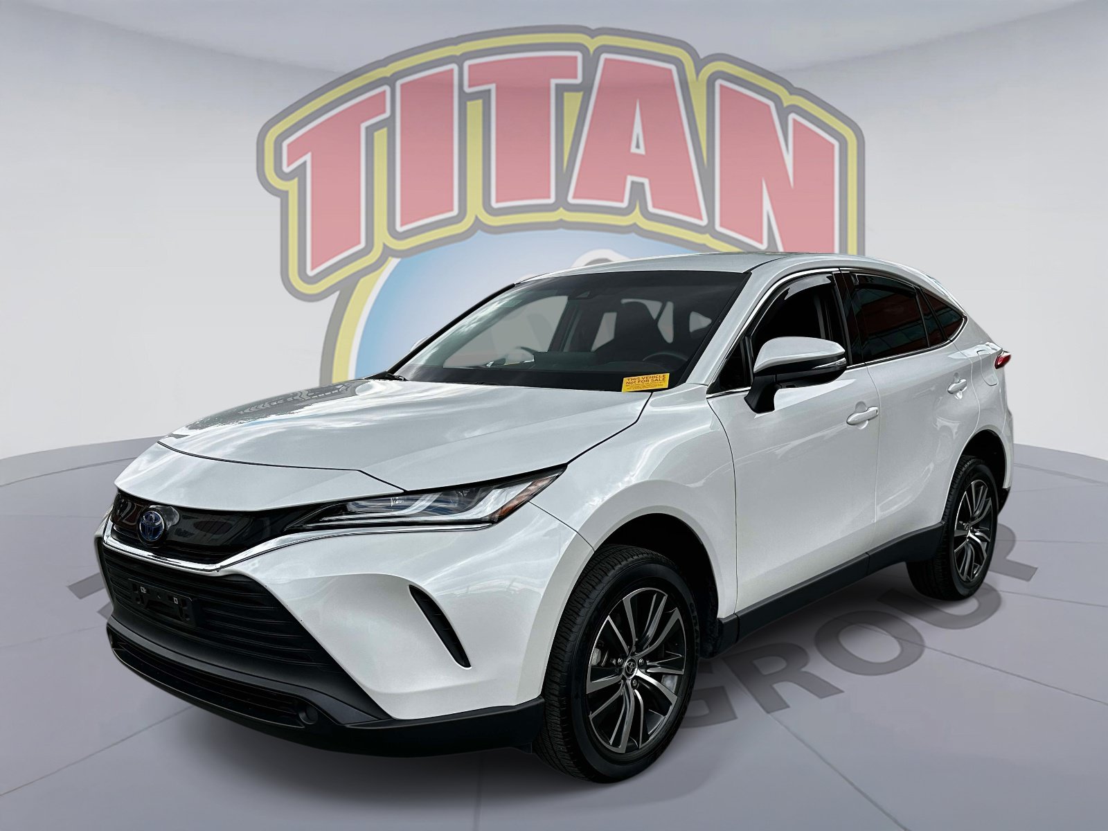 Used 2023 Toyota Venza LE AWD/4WD image 2