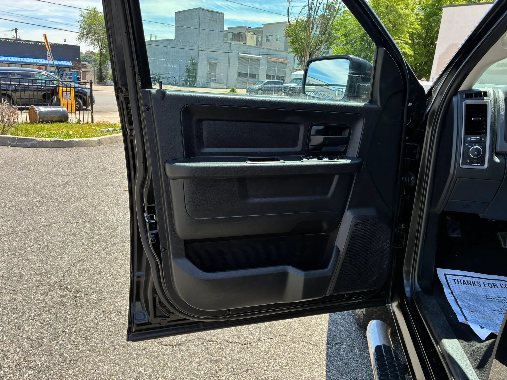 Used 2014 RAM 1500 Express AWD/4WD image 9