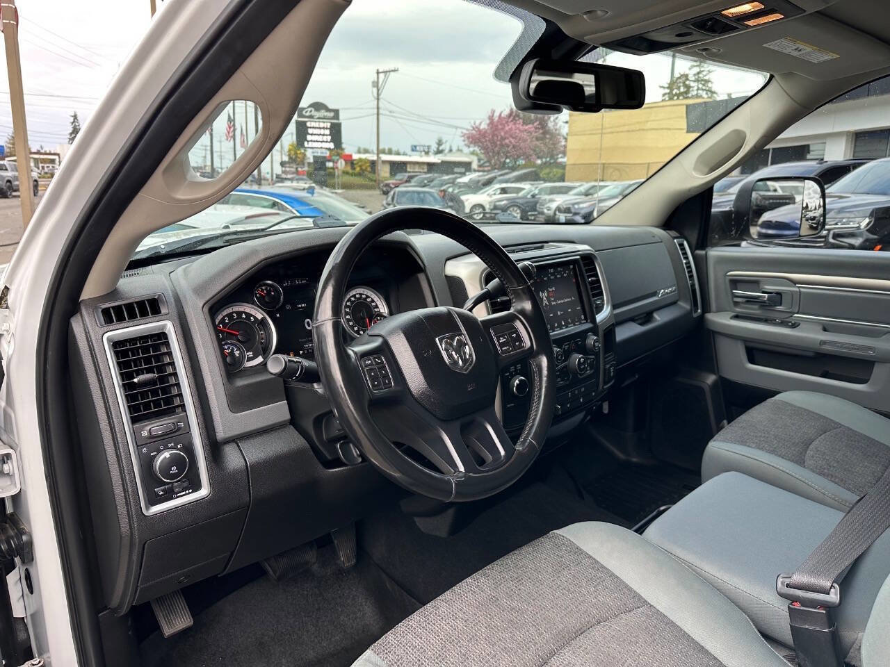 Used 2018 RAM 3500 Big Horn AWD/4WD image 46